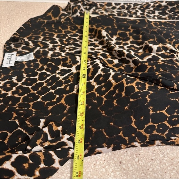 Joseph Ribkoff Leopard Wrap Top D Ring Balloon Sleeves Blouse Brown Size 6 Small - Picture 13 of 15